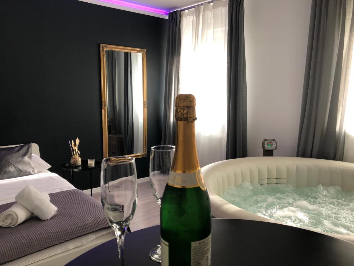 Apartment Zagreb Jacuzzi Exterior photo